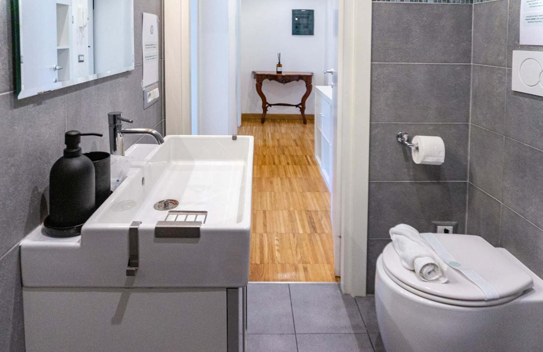 Colosseum Cosy Apartment Close To Metro 로마 외부 사진