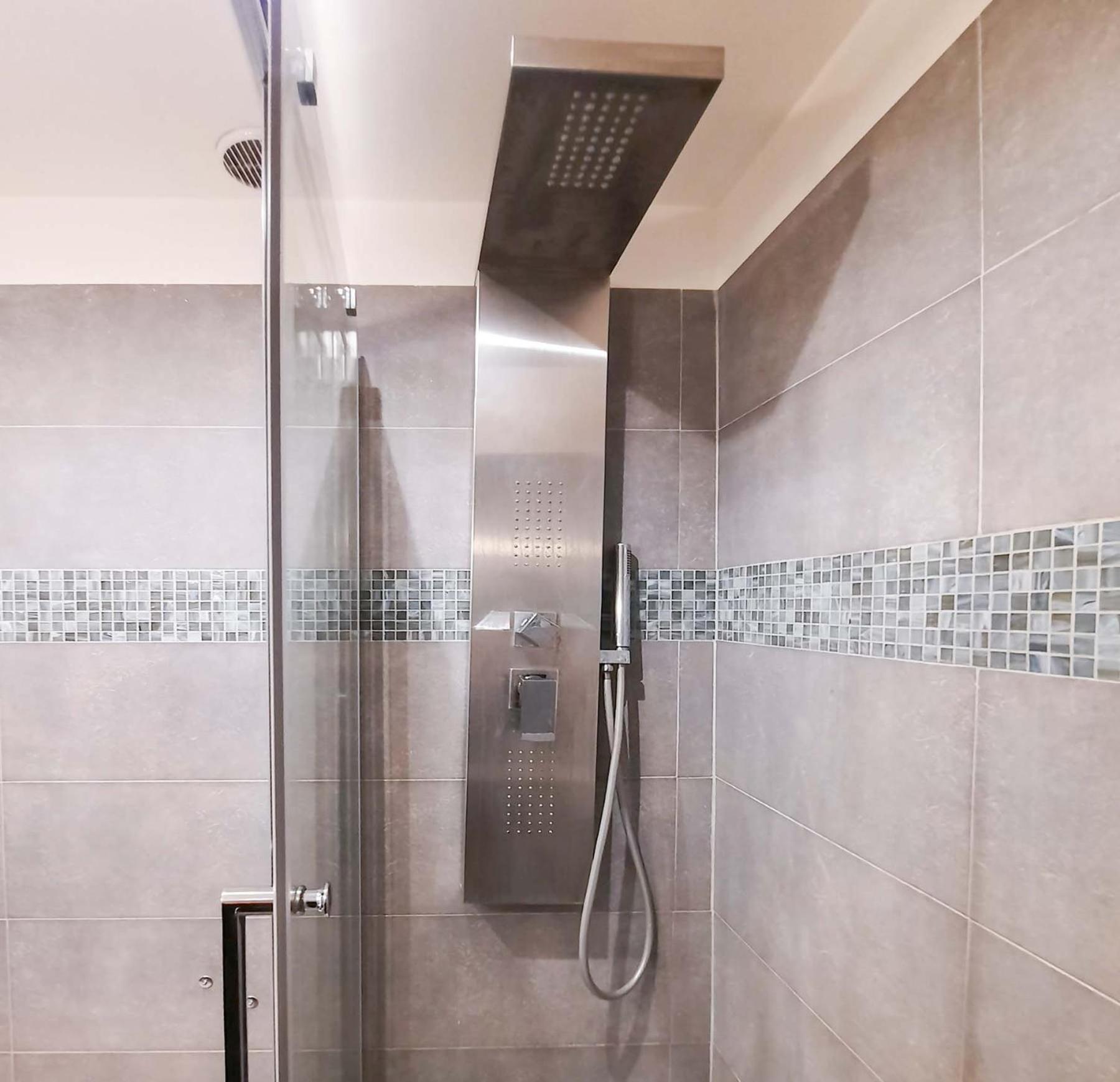 Colosseum Cosy Apartment Close To Metro 로마 외부 사진